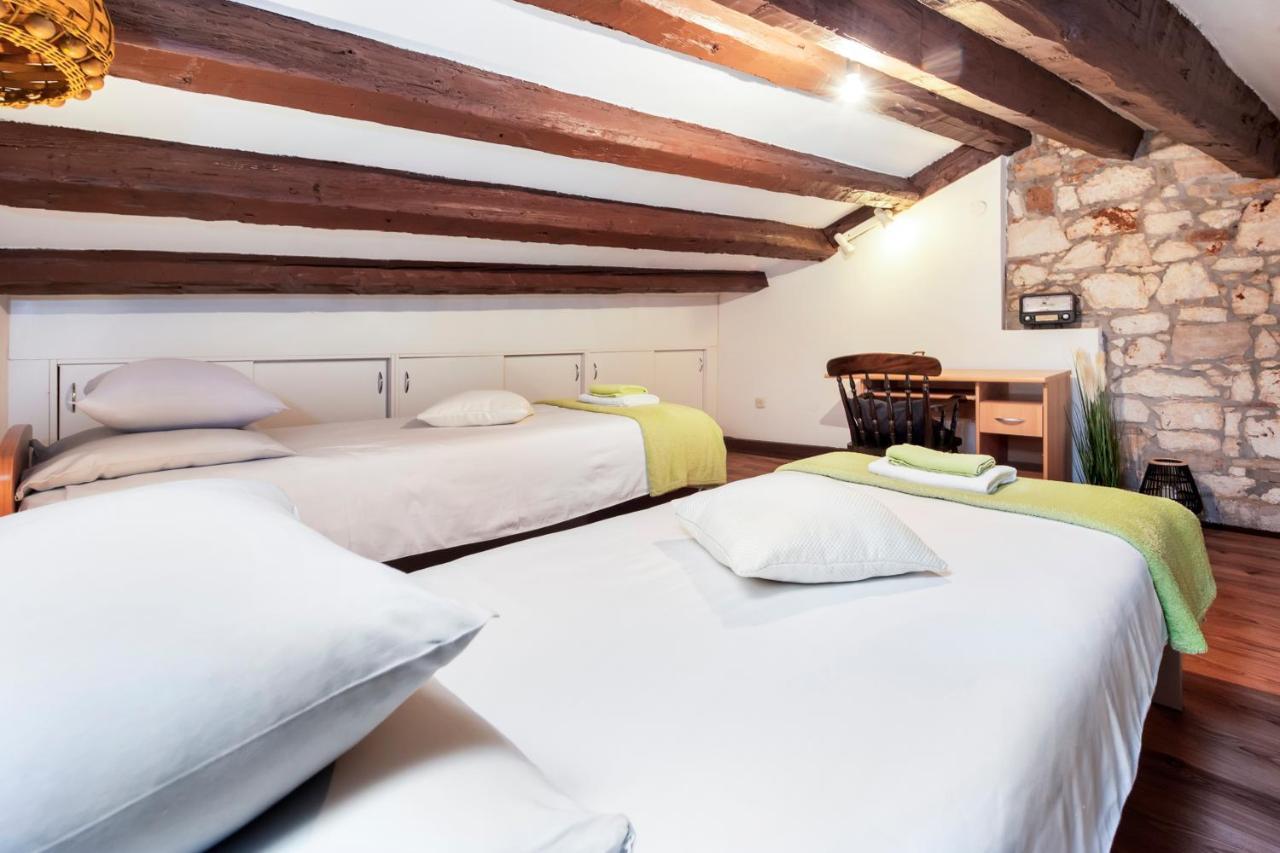 Ap Downtown Apartment Rovinj Exterior photo